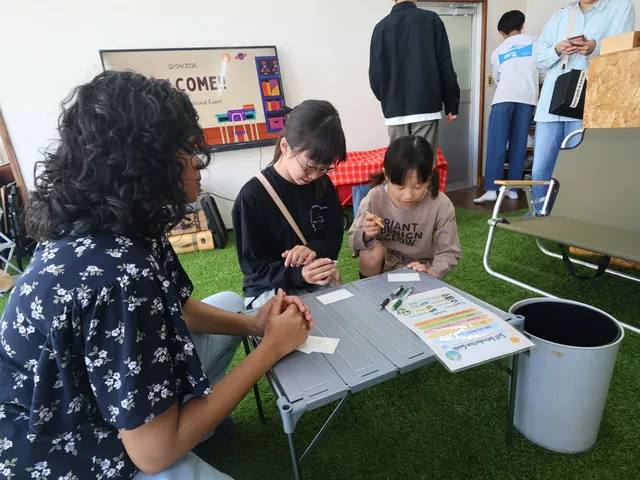 国際交流イベント｜インド出身のカビヤ先生と英語で名札作り